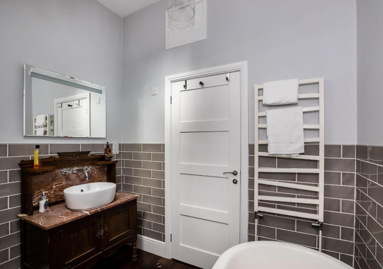 Villa Stunning 5 Bed In The Centre Of Bourton! Exterior foto